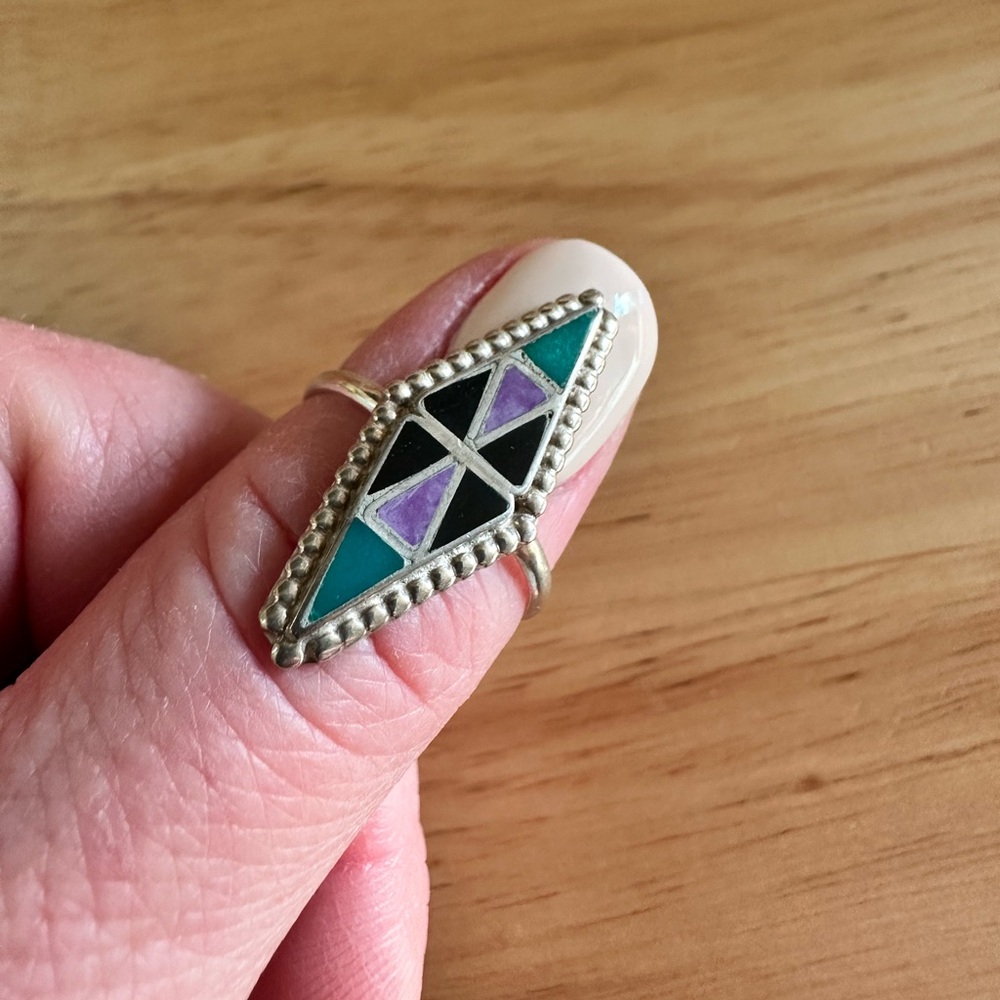 Geometric Silver Ring with Purple and Green inlay accents - Picture 3 of 14